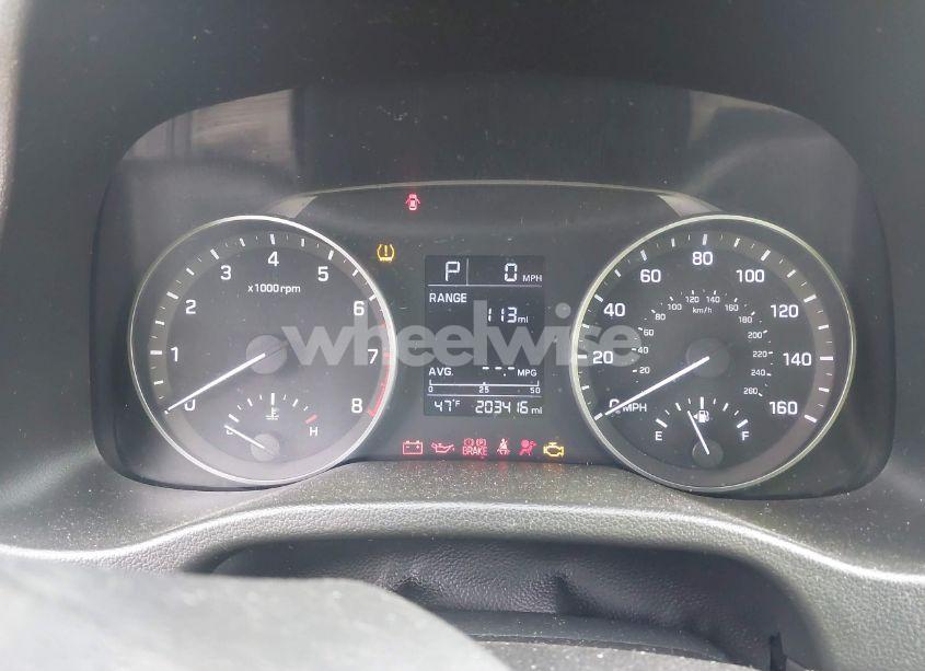 Photo 7 of 2017 Hyundai Elantra SE (VIN 5NPD74LF0HH100568)