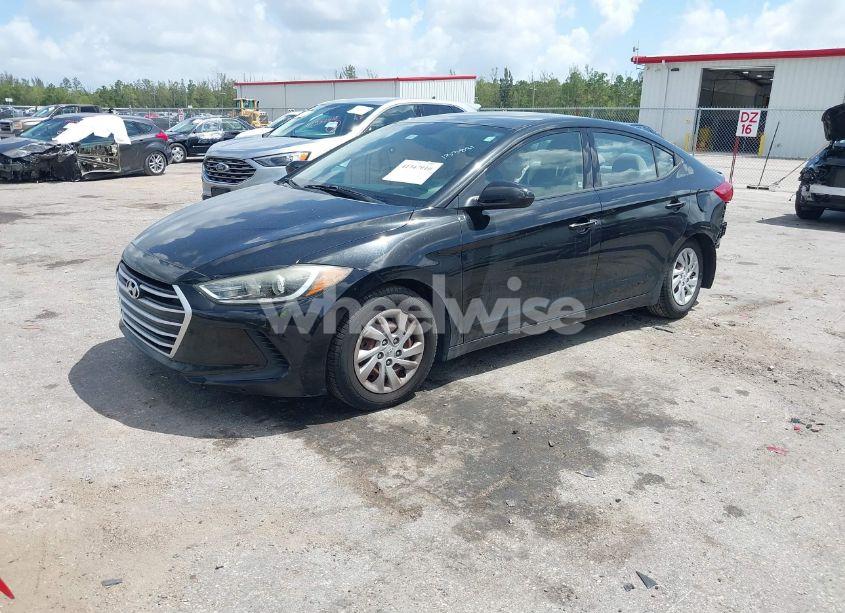 Photo 2 of 2017 Hyundai Elantra SE (VIN 5NPD74LF0HH133831)