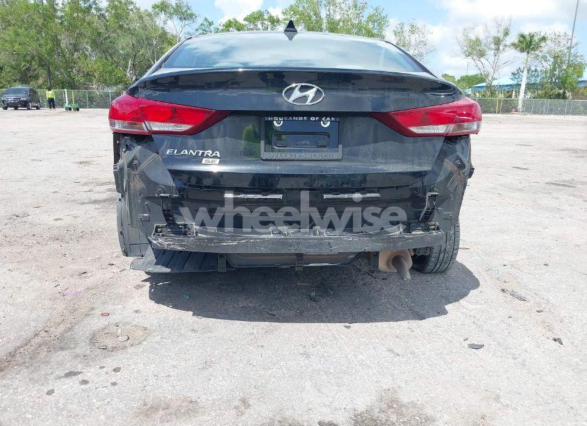 Photo 6 of 2017 Hyundai Elantra SE (VIN 5NPD74LF0HH133831)