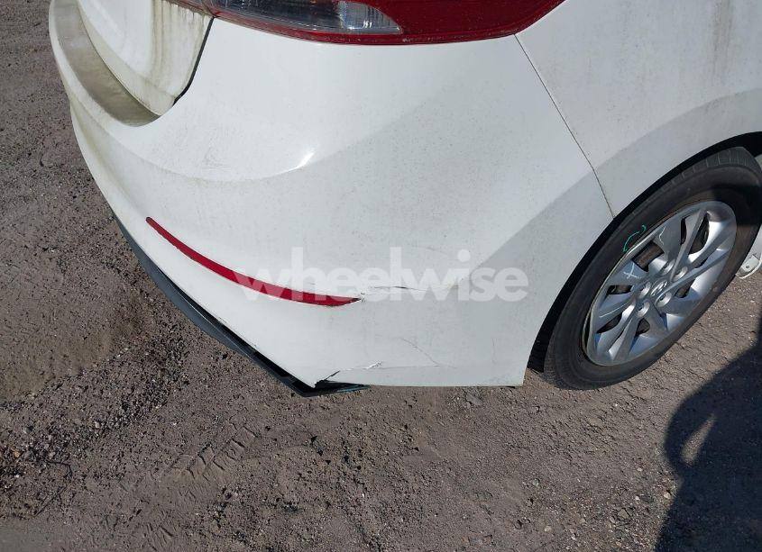 Photo 18 of 2017 Hyundai Elantra SE (VIN 5NPD74LF0HH139158)