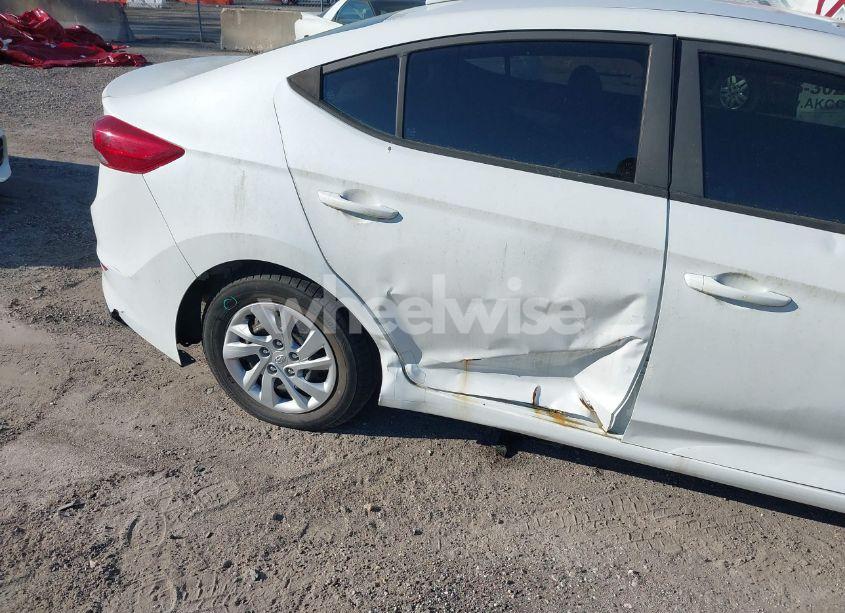 Photo 6 of 2017 Hyundai Elantra SE (VIN 5NPD74LF0HH139158)