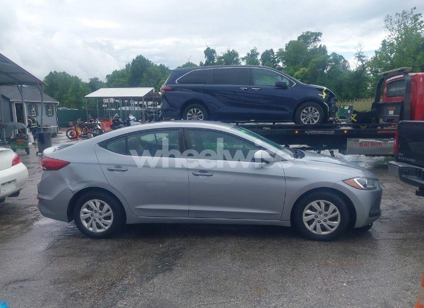 Photo 14 of 2017 Hyundai Elantra SE (VIN 5NPD74LF0HH166392)