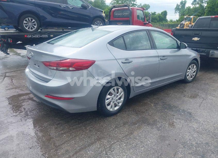 Photo 4 of 2017 Hyundai Elantra SE (VIN 5NPD74LF0HH166392)