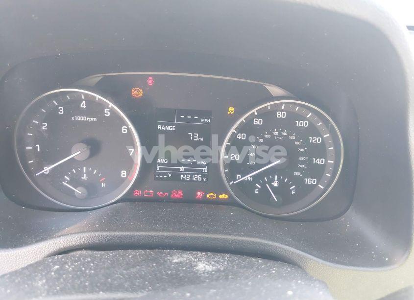 Photo 7 of 2017 Hyundai Elantra SE (VIN 5NPD74LF0HH198890)