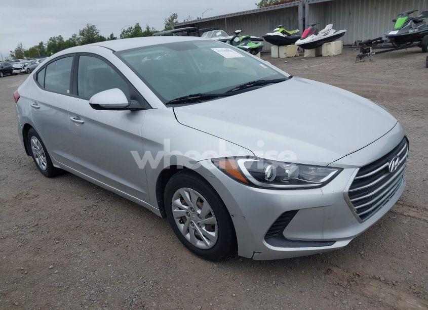 2017 Hyundai Elantra SE (VIN 5NPD74LF0HH208348) main photo