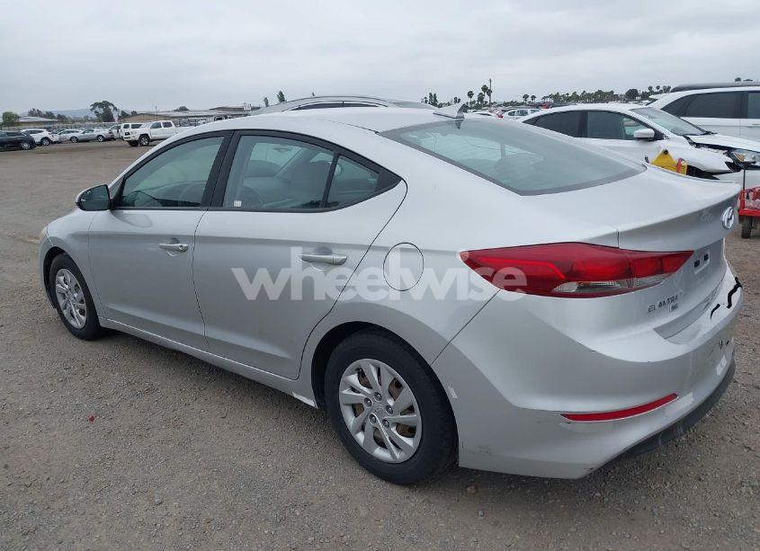Photo 3 of 2017 Hyundai Elantra SE (VIN 5NPD74LF0HH208348)