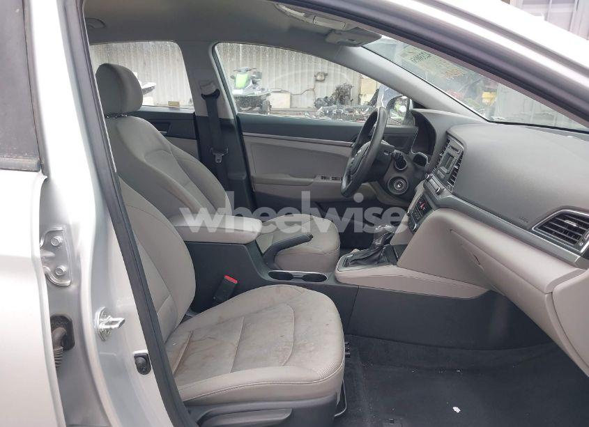 Photo 5 of 2017 Hyundai Elantra SE (VIN 5NPD74LF0HH208348)