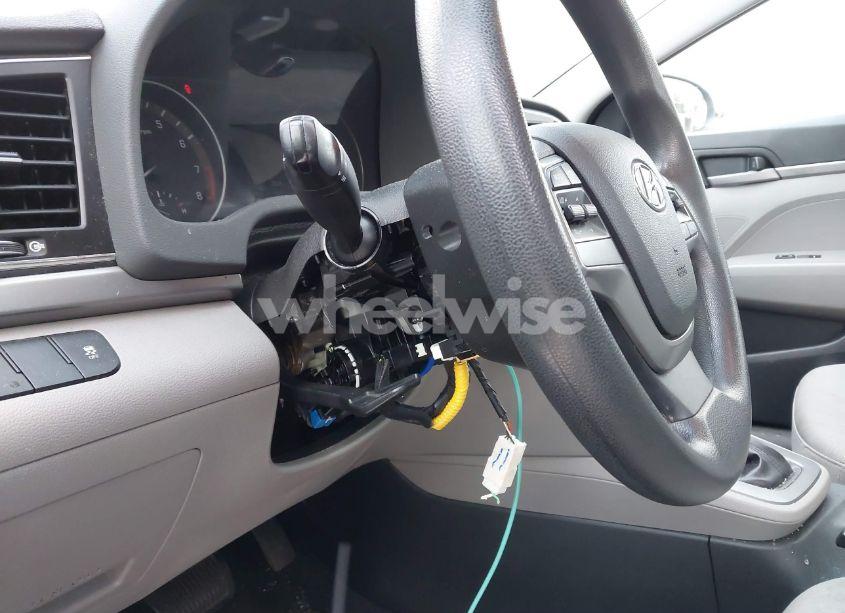 Photo 6 of 2017 Hyundai Elantra SE (VIN 5NPD74LF0HH211279)