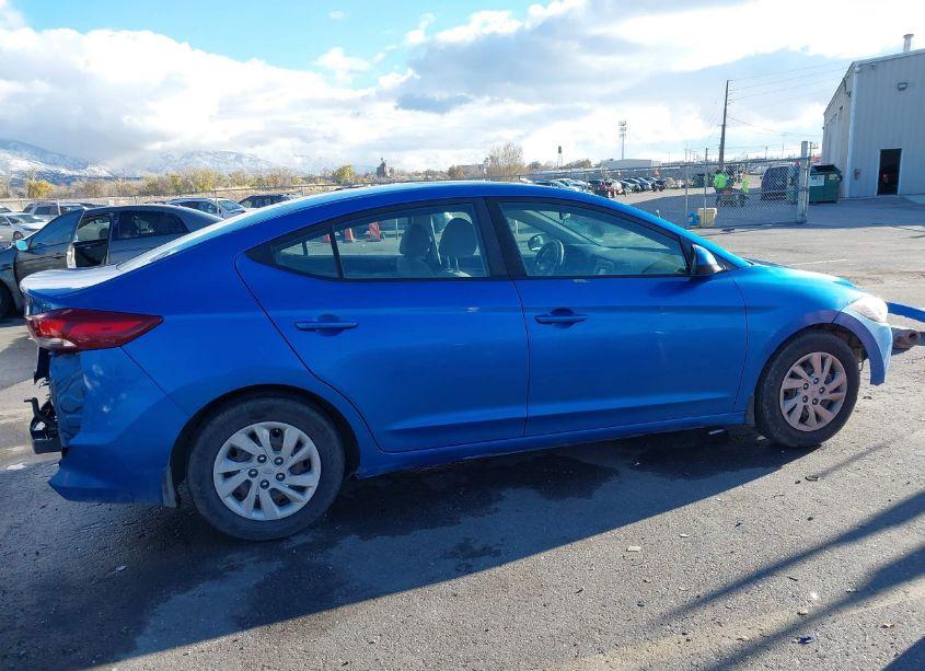 Photo 14 of 2018 Hyundai Elantra SE (VIN 5NPD74LF0JH231909)