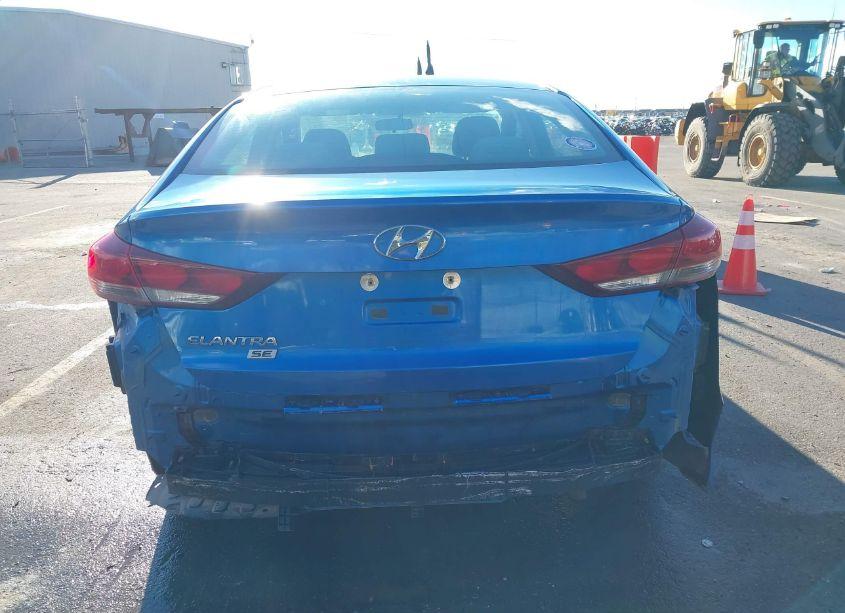 Photo 17 of 2018 Hyundai Elantra SE (VIN 5NPD74LF0JH231909)
