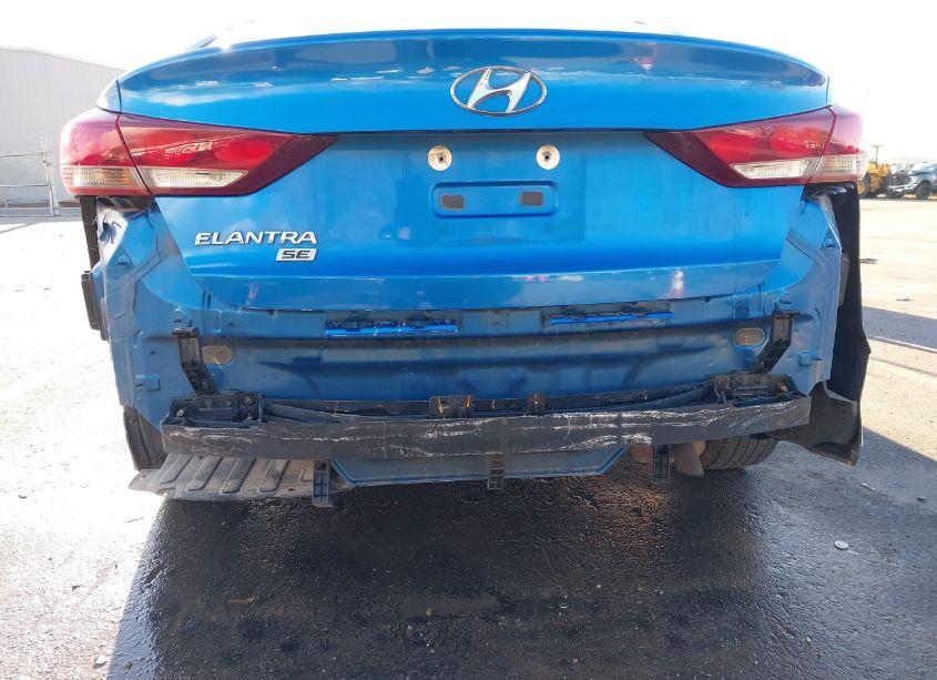 Photo 6 of 2018 Hyundai Elantra SE (VIN 5NPD74LF0JH231909)