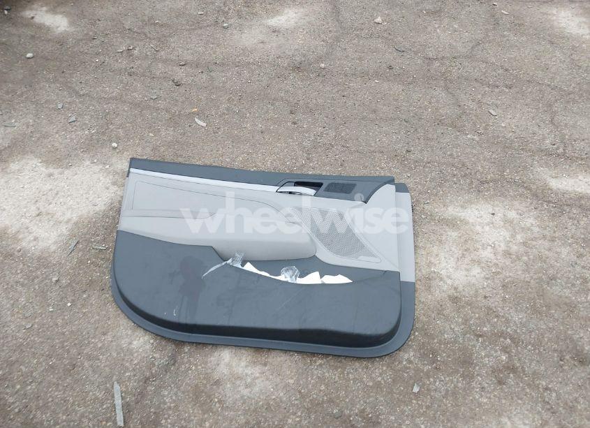 Photo 12 of 2018 Hyundai Elantra SE (VIN 5NPD74LF0JH280012)