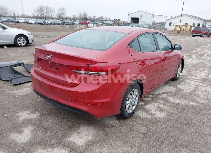 Photo 4 of 2018 Hyundai Elantra SE (VIN 5NPD74LF0JH280012)