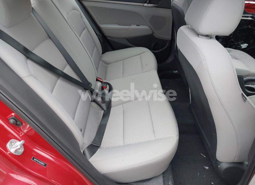 Photo 8 of 2018 Hyundai Elantra SE (VIN 5NPD74LF0JH280012)