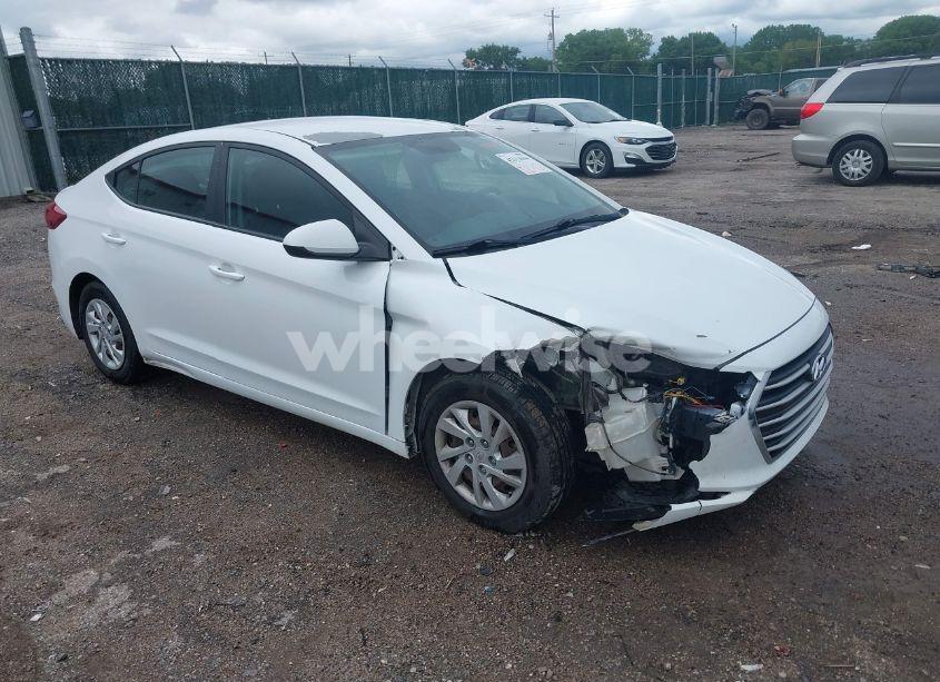 2018 Hyundai Elantra SE (VIN 5NPD74LF0JH342332) main photo