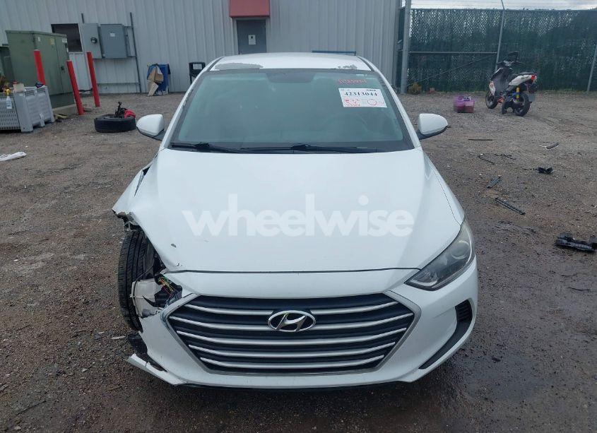 Photo 12 of 2018 Hyundai Elantra SE (VIN 5NPD74LF0JH342332)