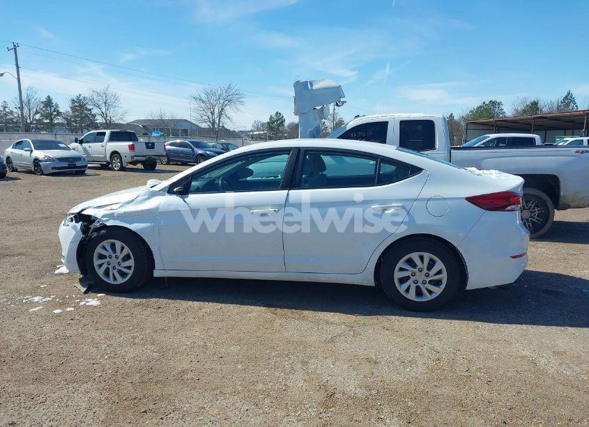 Photo 14 of 2018 Hyundai Elantra SE (VIN 5NPD74LF0JH344288)