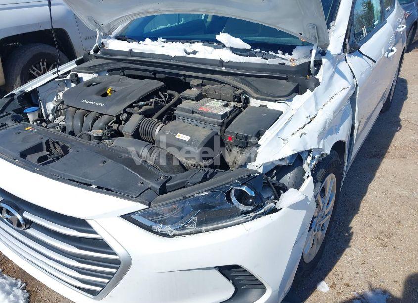 Photo 6 of 2018 Hyundai Elantra SE (VIN 5NPD74LF0JH344288)