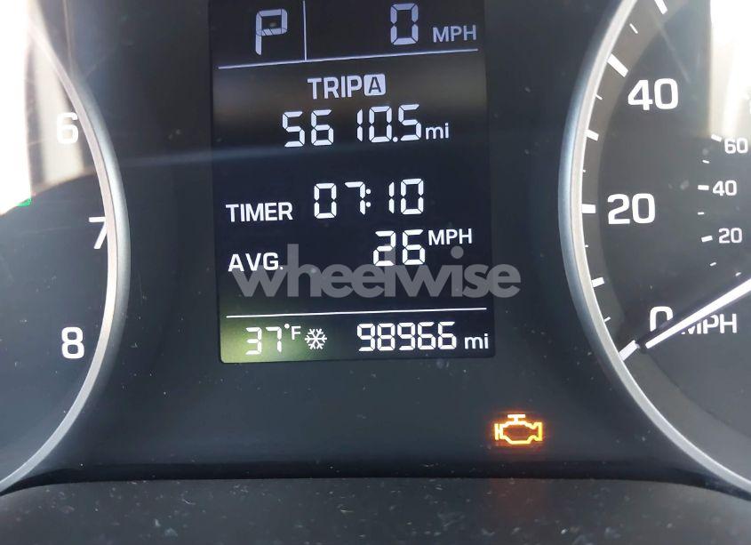 Photo 7 of 2018 Hyundai Elantra SE (VIN 5NPD74LF0JH344288)