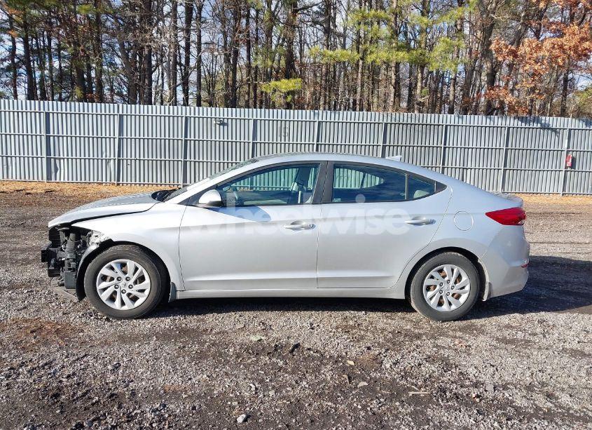 Photo 14 of 2018 Hyundai Elantra SE (VIN 5NPD74LF0JH377386)