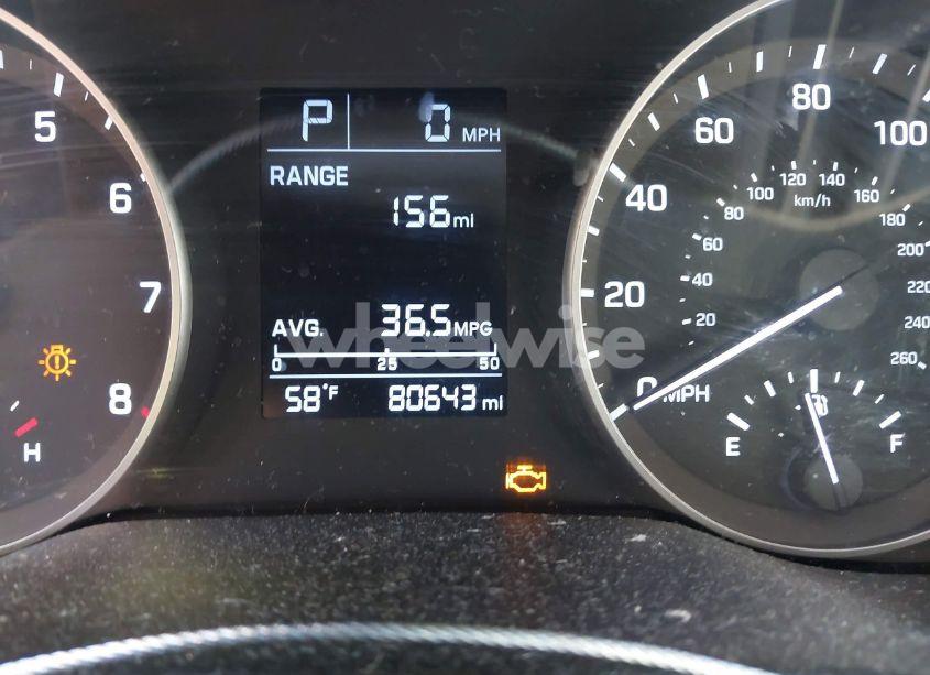 Photo 15 of 2018 Hyundai Elantra SE (VIN 5NPD74LF0JH377386)