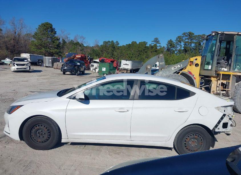 Photo 15 of 2019 Hyundai Elantra SE (VIN 5NPD74LF0KH442495)