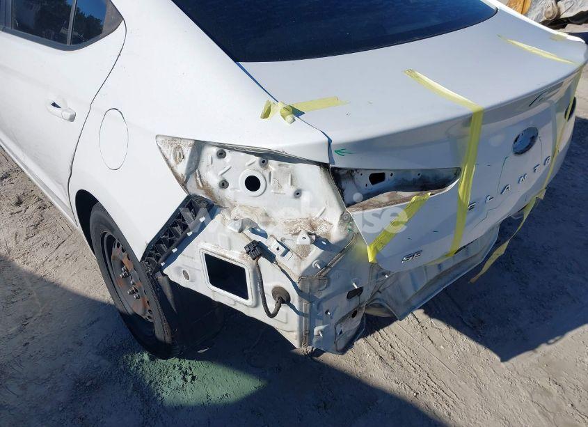 Photo 18 of 2019 Hyundai Elantra SE (VIN 5NPD74LF0KH442495)