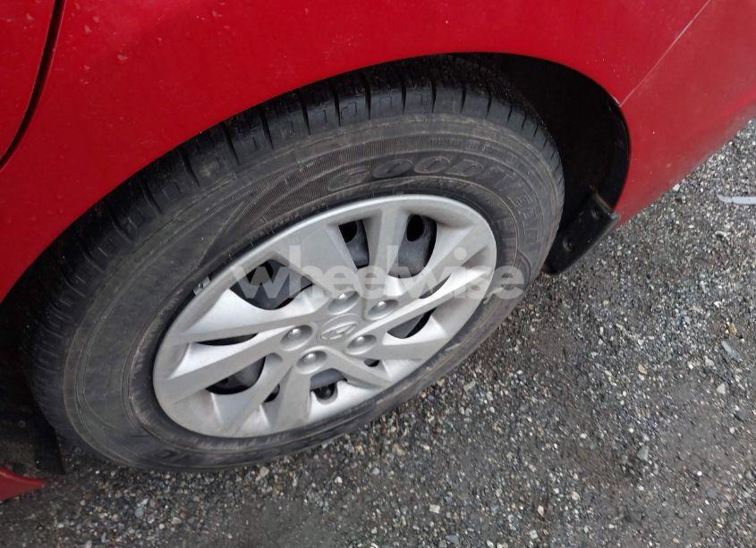 Photo 12 of 2020 Hyundai Elantra SE (VIN 5NPD74LF0LH552688)