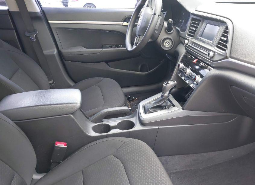 Photo 5 of 2020 Hyundai Elantra SE (VIN 5NPD74LF0LH560936)
