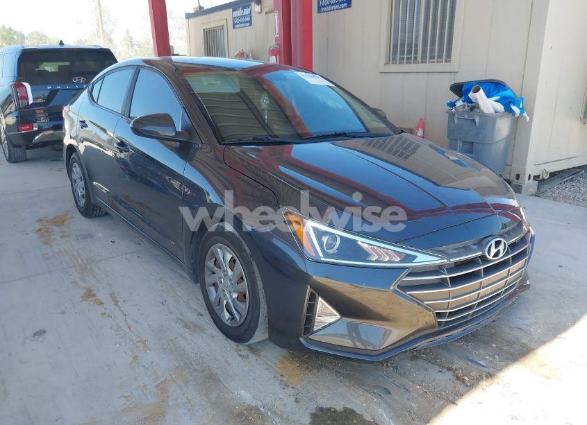 2020 Hyundai Elantra SE (VIN 5NPD74LF0LH598831) main photo