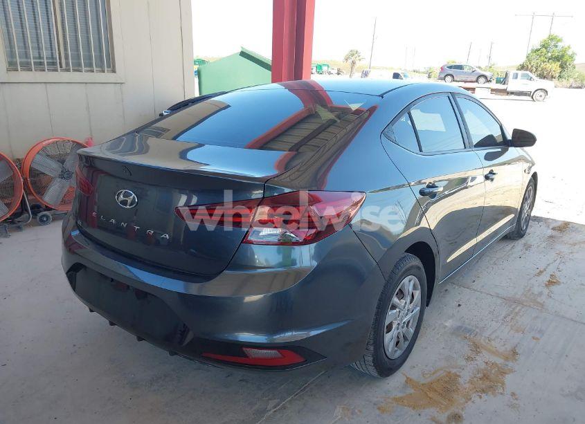 Photo 4 of 2020 Hyundai Elantra SE (VIN 5NPD74LF0LH598831)