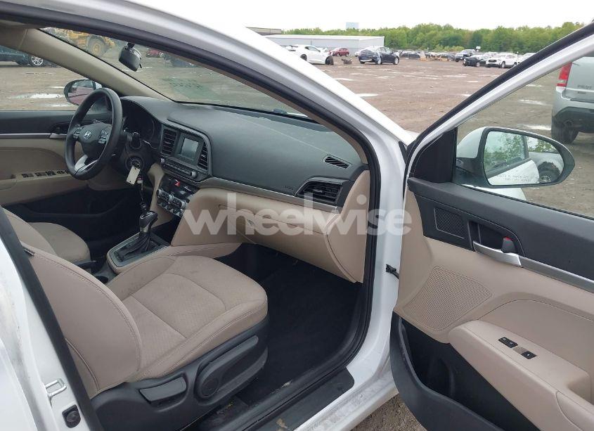 Photo 5 of 2020 Hyundai Elantra SE (VIN 5NPD74LF0LH609195)