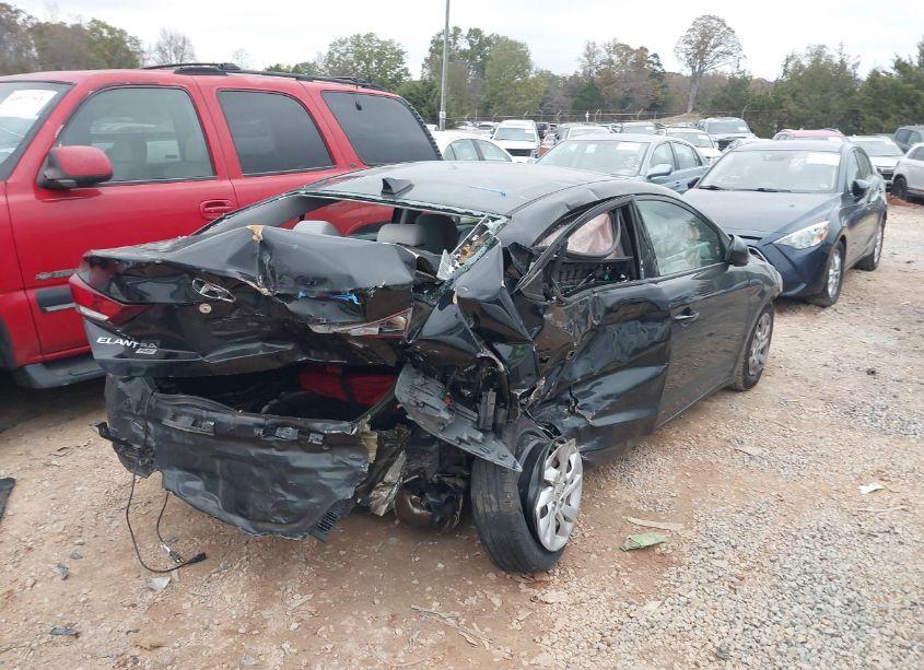 Photo 4 of 2017 Hyundai Elantra SE (VIN 5NPD74LF1HH052305)