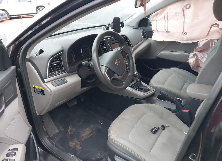 Photo 5 of 2017 Hyundai Elantra SE (VIN 5NPD74LF1HH052305)