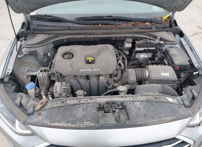 Photo 10 of 2017 Hyundai Elantra SE (VIN 5NPD74LF1HH063885)