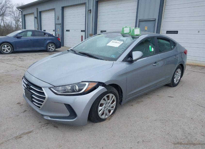 Photo 2 of 2017 Hyundai Elantra SE (VIN 5NPD74LF1HH063885)