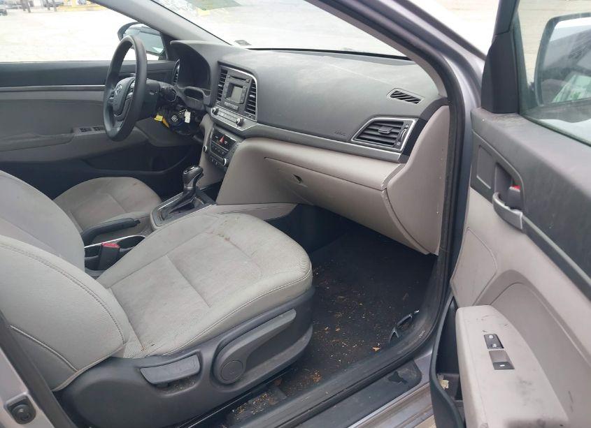 Photo 5 of 2017 Hyundai Elantra SE (VIN 5NPD74LF1HH063885)