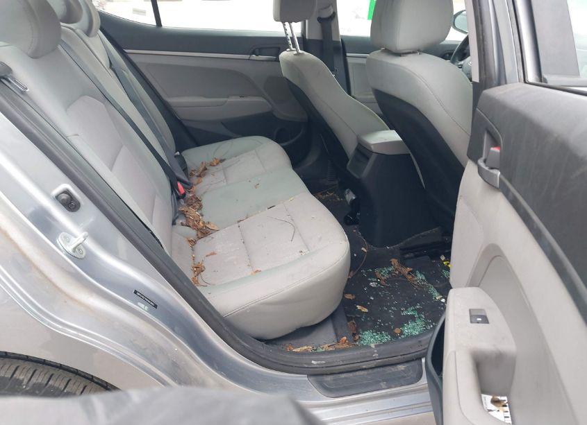 Photo 8 of 2017 Hyundai Elantra SE (VIN 5NPD74LF1HH063885)