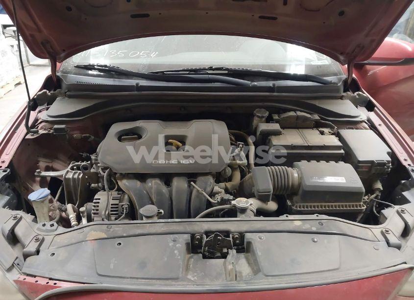 Photo 10 of 2017 Hyundai Elantra SE (VIN 5NPD74LF1HH112826)