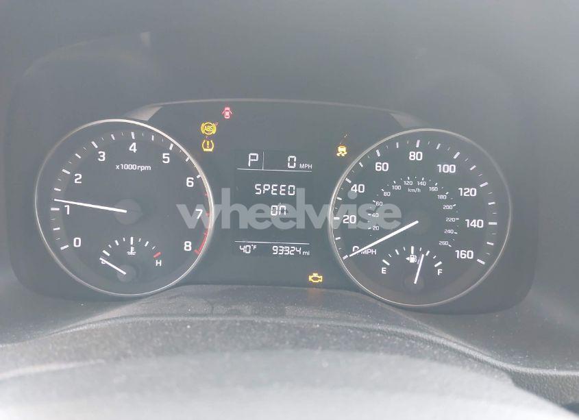 Photo 7 of 2017 Hyundai Elantra SE (VIN 5NPD74LF1HH125530)