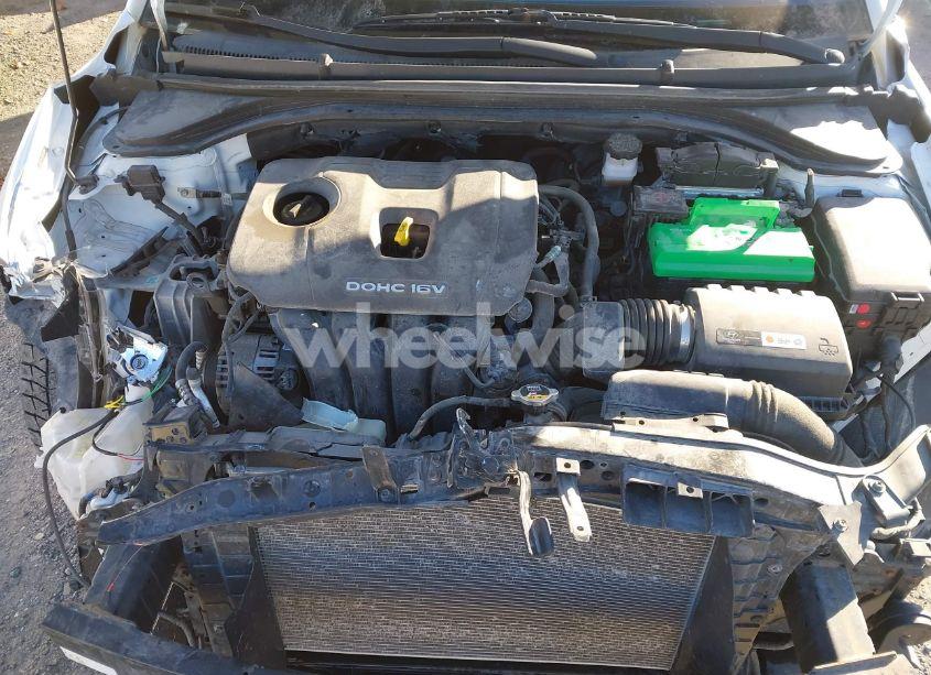 Photo 10 of 2017 Hyundai Elantra SE (VIN 5NPD74LF1HH139654)