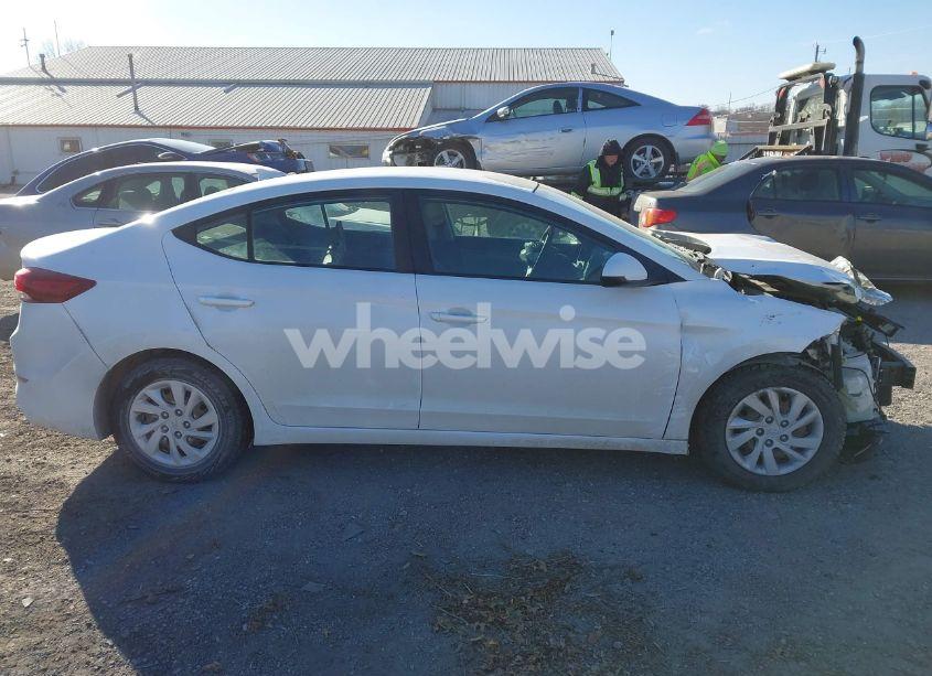 Photo 14 of 2017 Hyundai Elantra SE (VIN 5NPD74LF1HH139654)