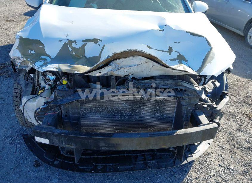 Photo 6 of 2017 Hyundai Elantra SE (VIN 5NPD74LF1HH139654)