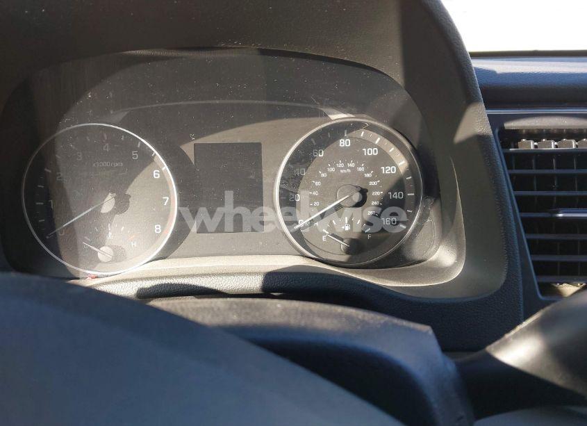 Photo 7 of 2017 Hyundai Elantra SE (VIN 5NPD74LF1HH139654)