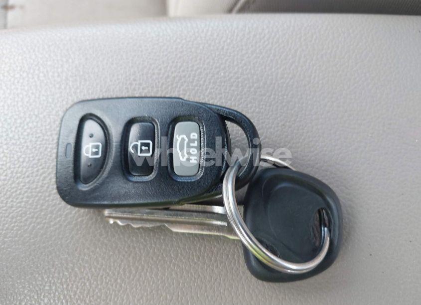 Photo 11 of 2017 Hyundai Elantra SE (VIN 5NPD74LF1HH144482)