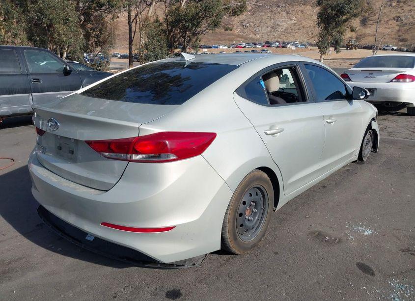 Photo 4 of 2017 Hyundai Elantra SE (VIN 5NPD74LF1HH166644)