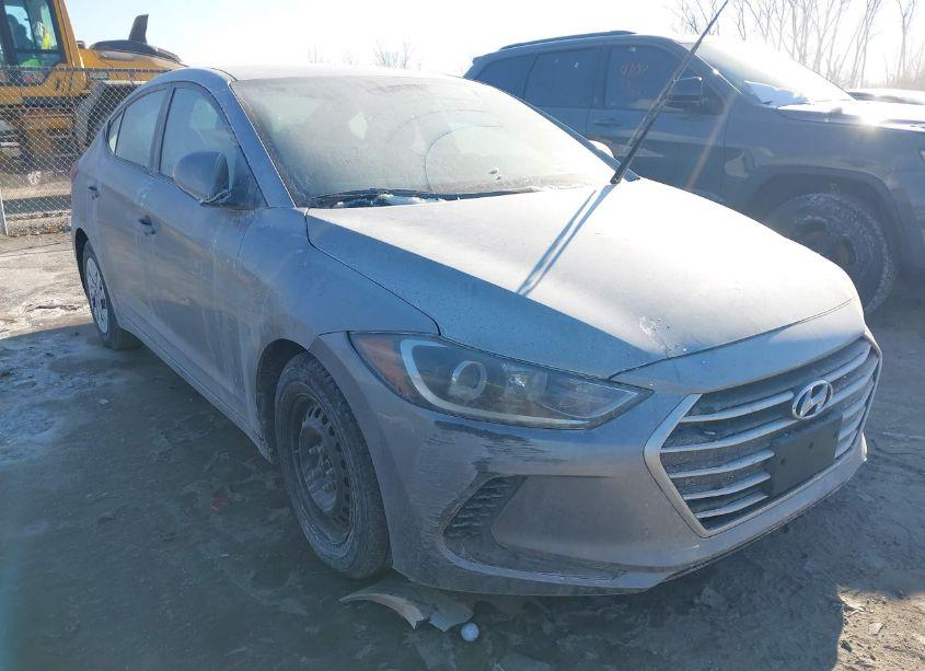 2017 Hyundai Elantra SE (VIN 5NPD74LF1HH168099) main photo