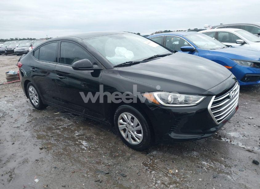 2017 Hyundai Elantra SE (VIN 5NPD74LF1HH175103) main photo