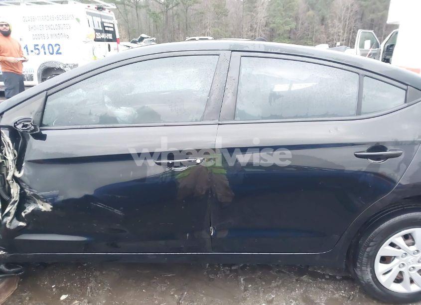 Photo 14 of 2017 Hyundai Elantra SE (VIN 5NPD74LF1HH175103)