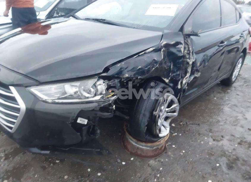 Photo 17 of 2017 Hyundai Elantra SE (VIN 5NPD74LF1HH175103)